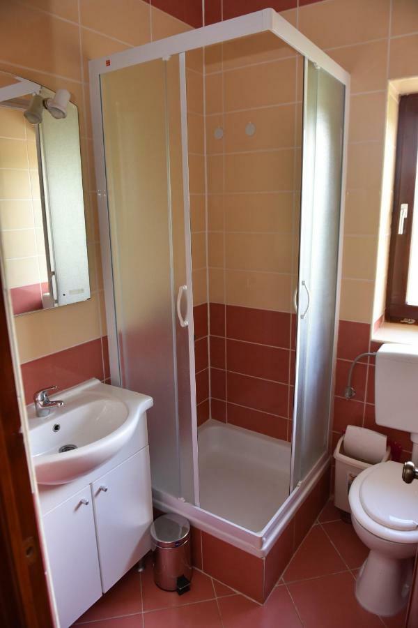 Bed and Breakfast Bistro Kristina Perusic Zewnętrze zdjęcie